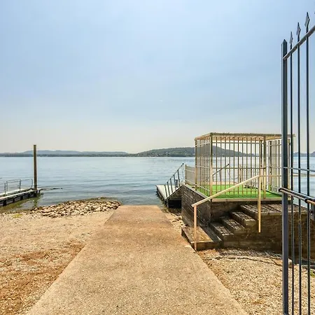 ヴィラ Large Lakeside