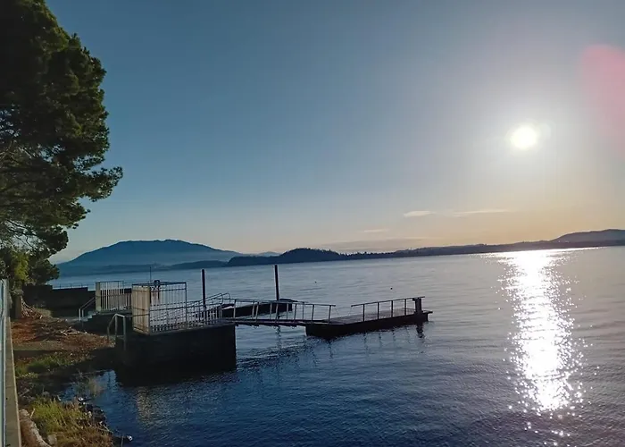 Villa Large Lakeside